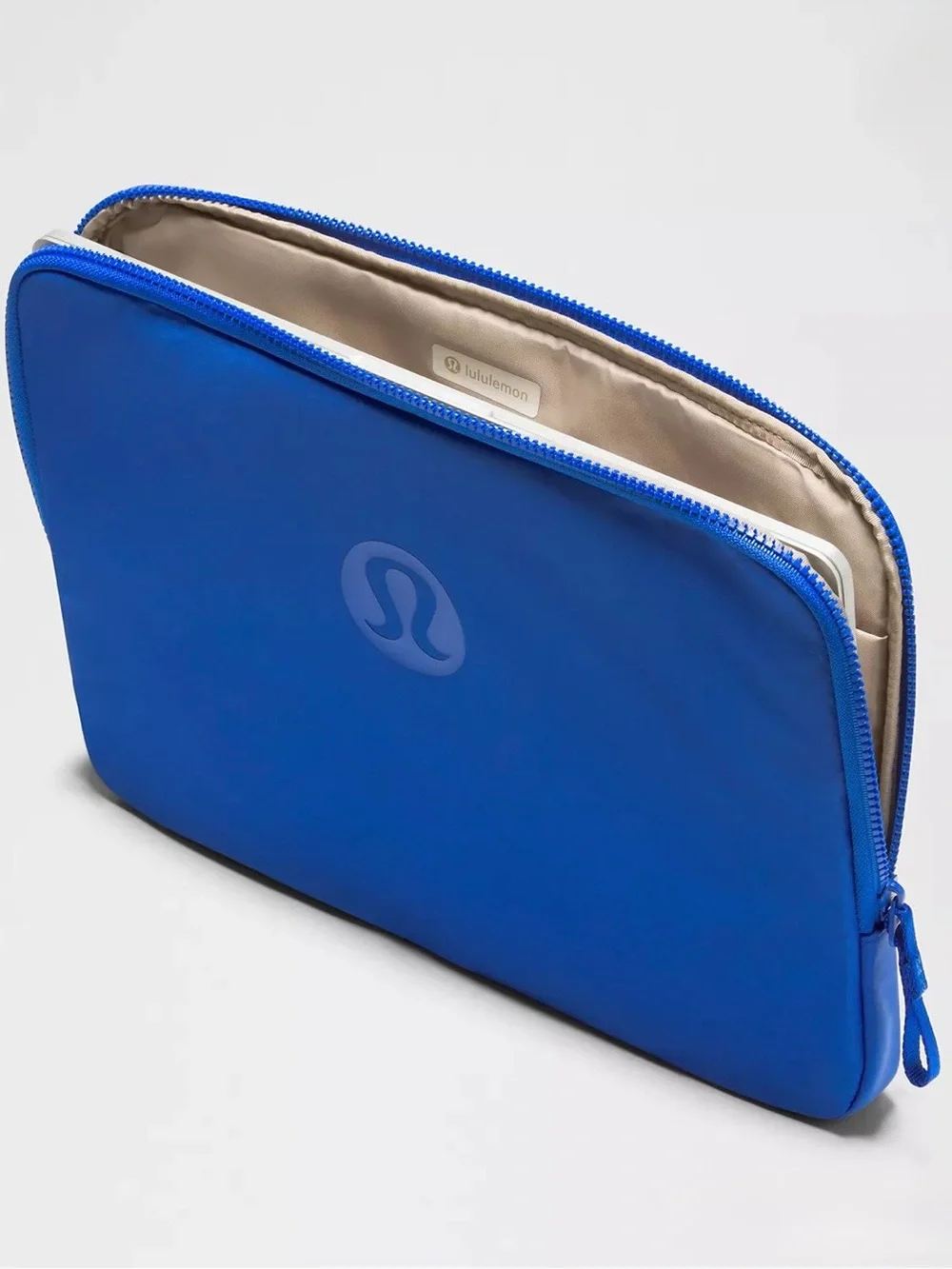 Lululemon New Crew Laptop Sleeve Beachball Blue